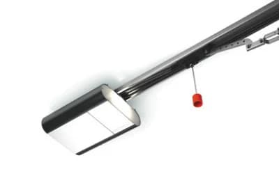 Portautomatik med en taklampa och en röd dragkrok.